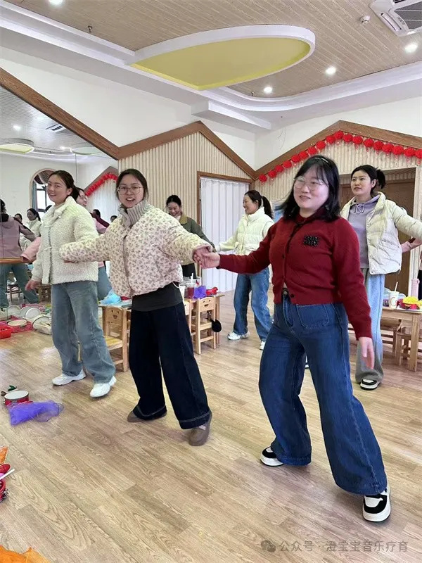 音乐培训课堂1.jpg